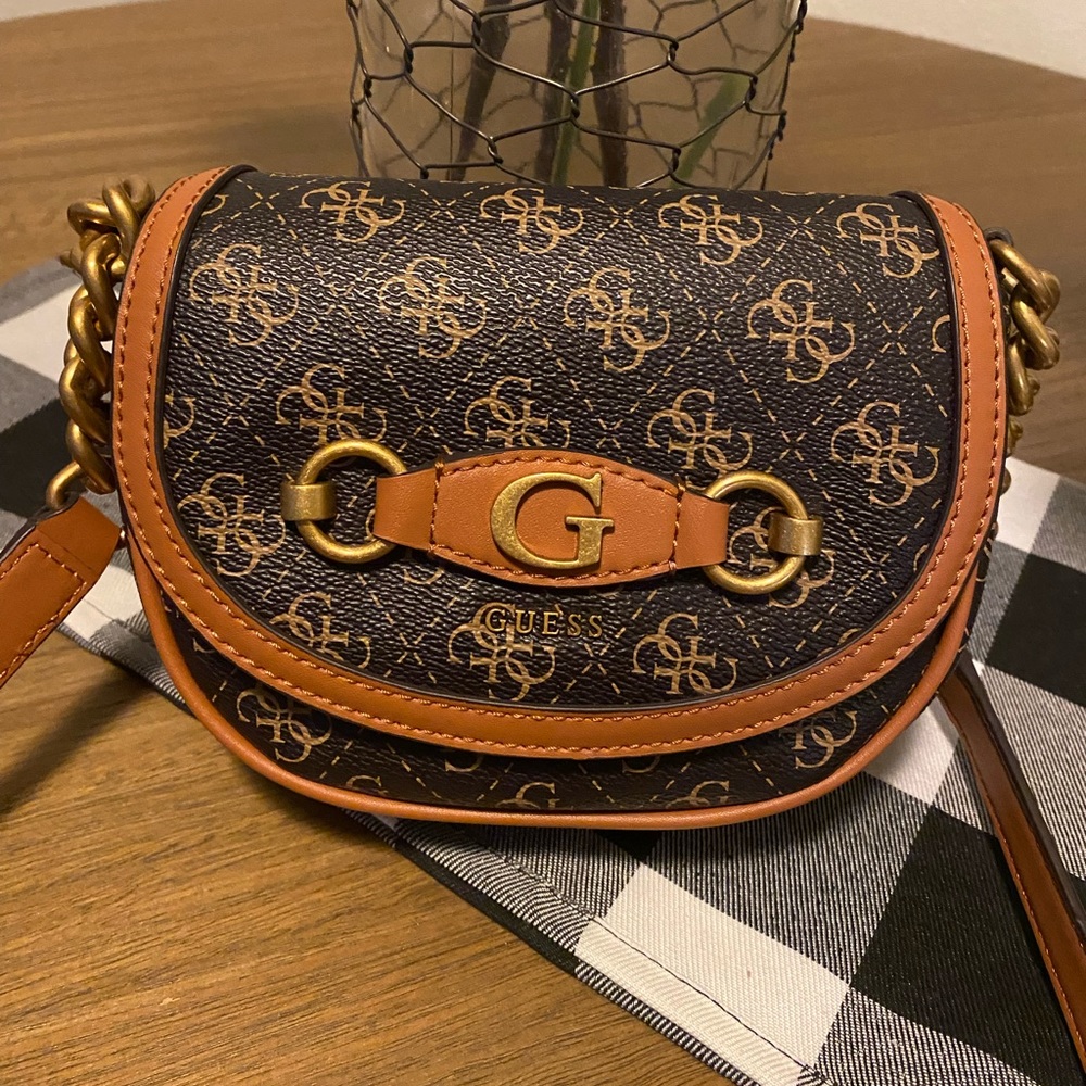 GUESS SHOULDER/CROSSBODY
